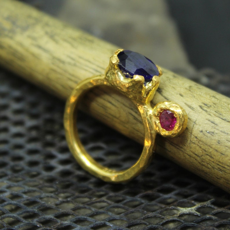 Personalized 24K Gold Over 925K Sterling Silver Ring Handmade Hammered Band Natural Blue Sapphire Designer Ring With Ruby Ancient Style