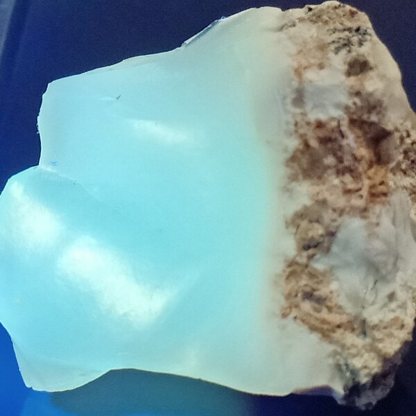 18.3 crt.  Hyalite Opal Rough with Matrix. Natural, Untreated