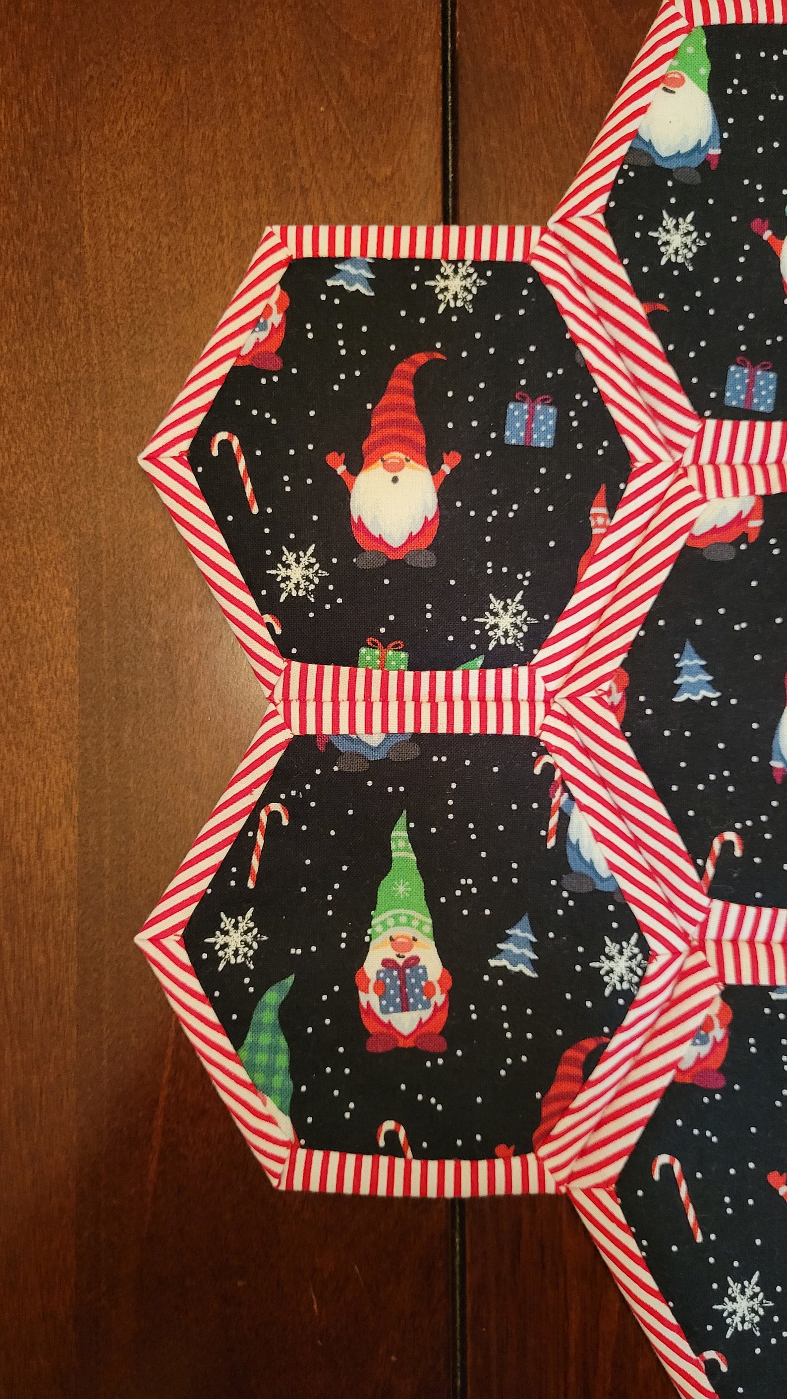 Christmas Gnomes Hand Sewn Mini Table Topper - Etsy