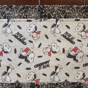 Puppy&#39;s Creepy Halloween table runner-NEW!