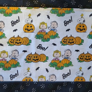 It&#39;s Boo time for Puppy, Linus & Sally table runner-NEW!