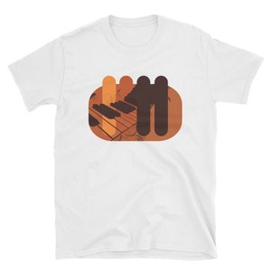 Piano Player Keyboardist Gift T-Shirt - Retro Keyboard