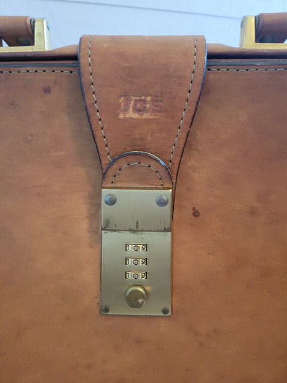 Hartman Vintage Leather Luggage - image 3