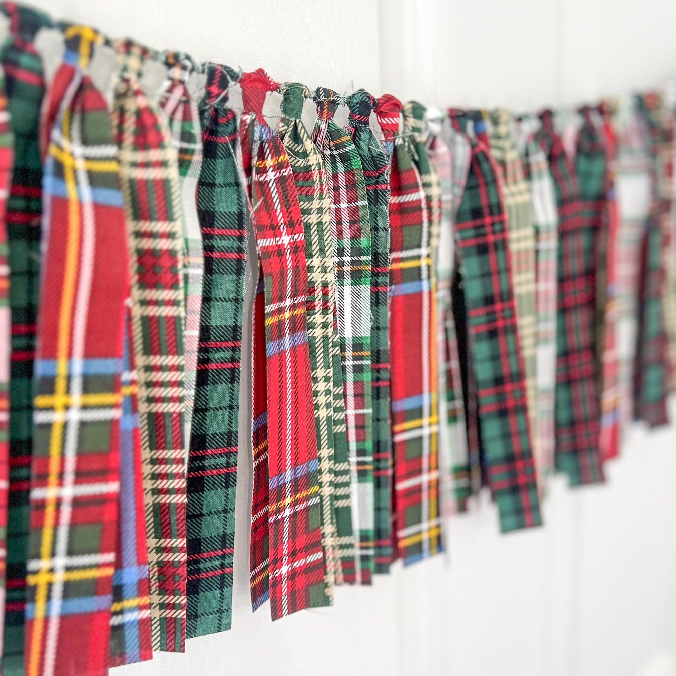 Plaid Christmas Decor, Christmas Mantel Garland, Christmas Mantel Decorations, Christmas Banner, Holiday Party Photo Prop, Holiday Mantel