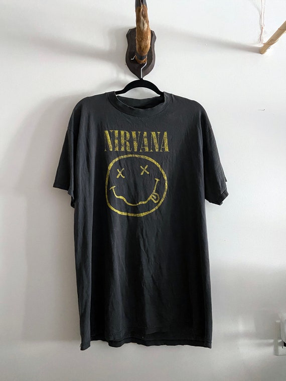 Vintage Nirvana 1992 Smiley Shirt with Giant tag
