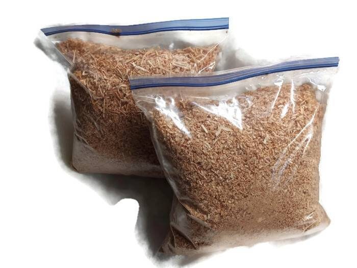 Southern Red Cedar Chips Provides optimal pet bedding Etsy