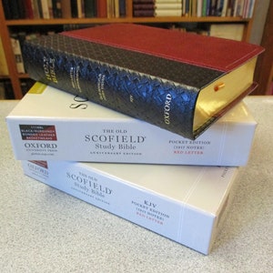 Personalized KJV SCOFIELD Study Bible POCKET Size - Black Burgundy- Classic 1917 Notes - Custom Name Engrave