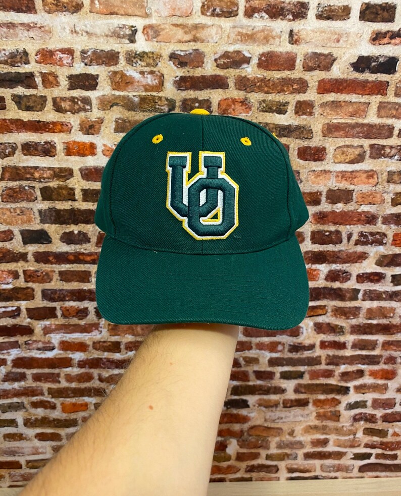 Vintage Oregon Ducks Classic Plain Logo 