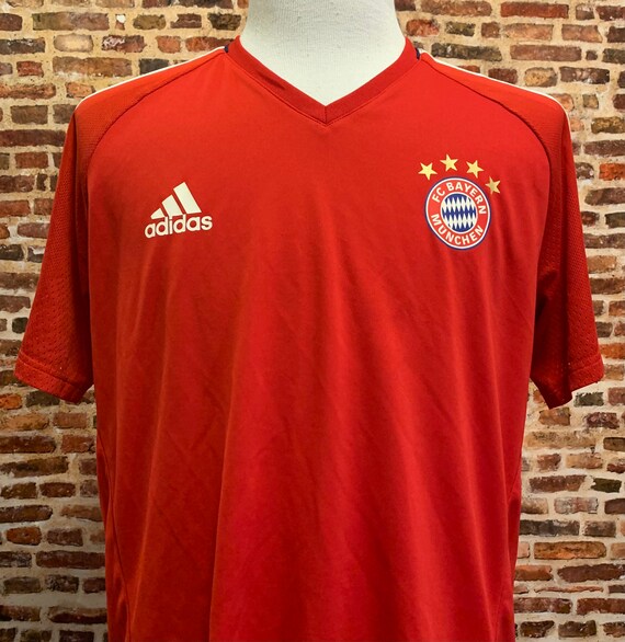 Bayern Munich Men's XL Training Jersey RARE made by A… - Gem Bayern Munich Men's XL Training Jersey RARE made by A… - Gem