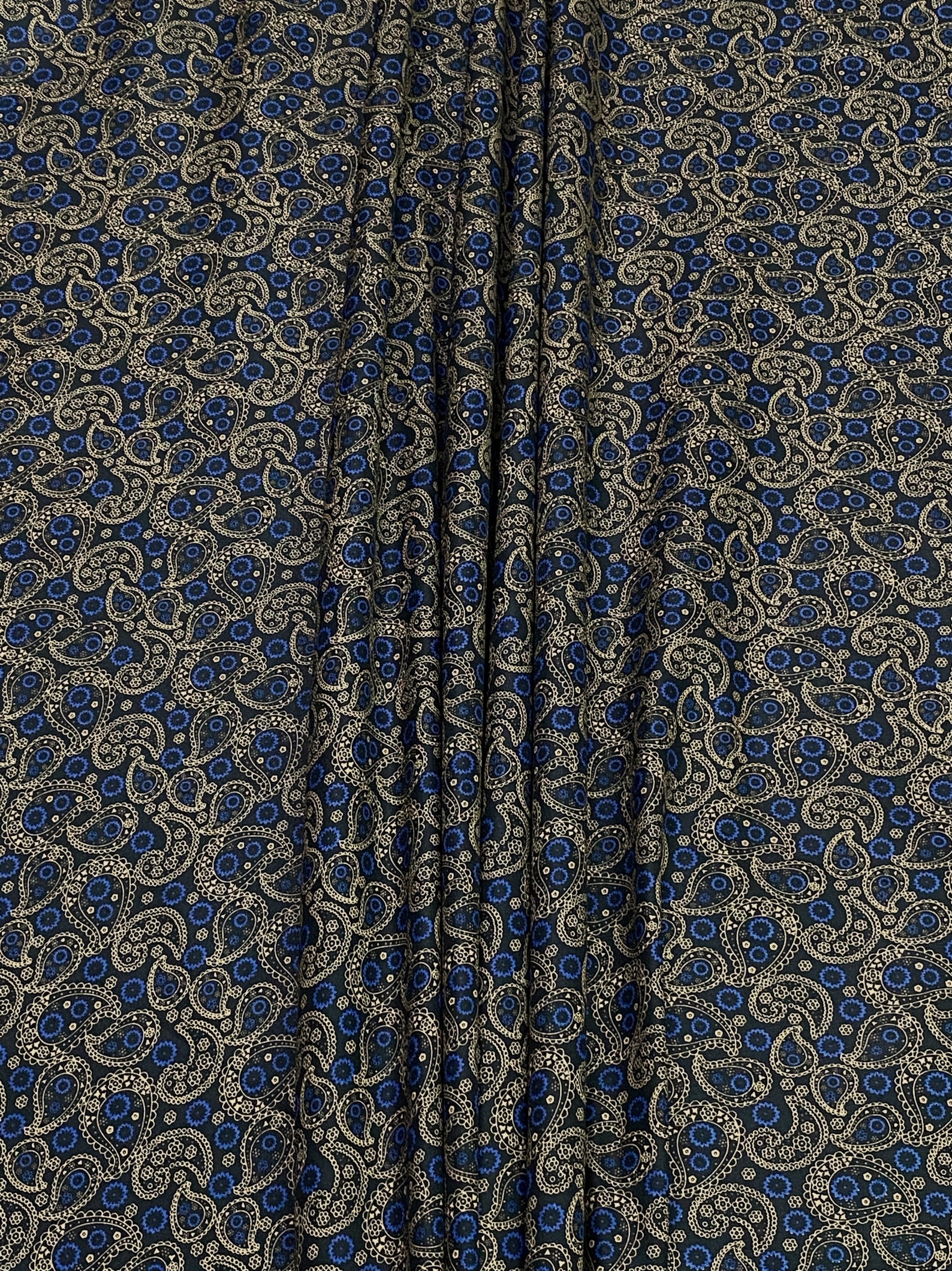 Printed Cotton Fabric Paisley Print 140 cm main image 1