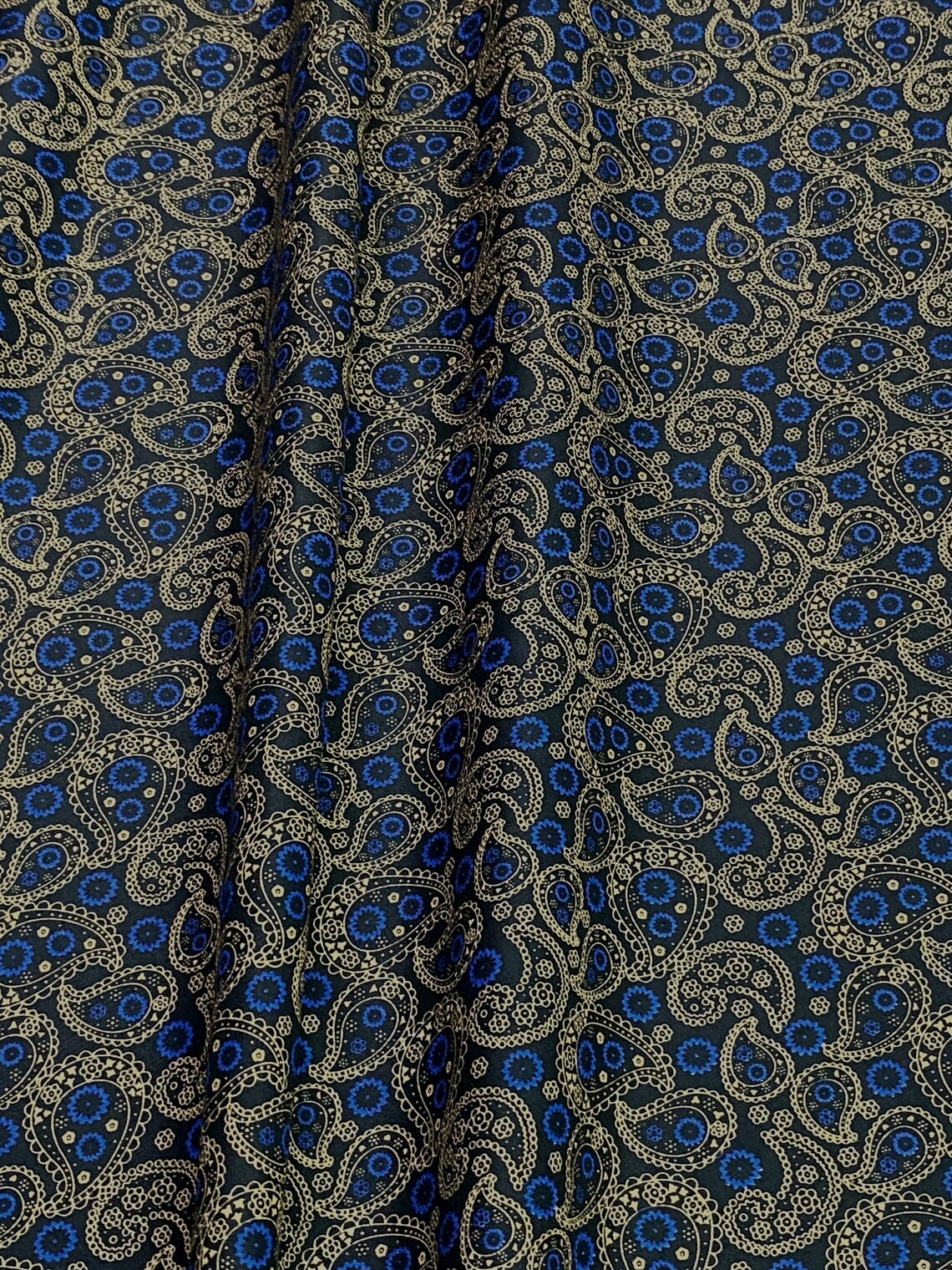 100% Cotton Paisley Print Fabric 44W Material by the Yard for | Etsy