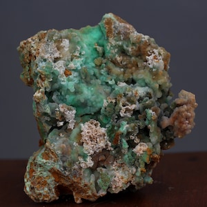 607 gr green smithsonite specimens