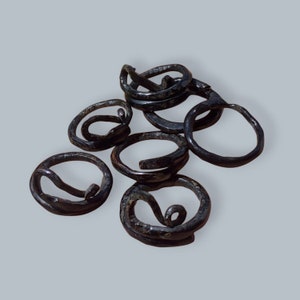 Anillo de raíz de anillos akar bahar de coral negro Todos los tamaños