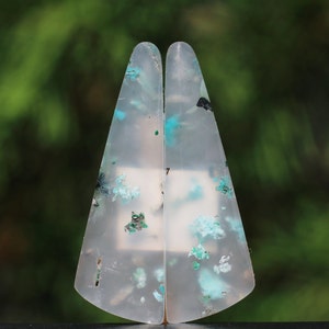 Chrysocolle En Calcédoine Avec Paires De Cuivre Quartz