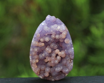 Kaboszon z agatu winogronowego