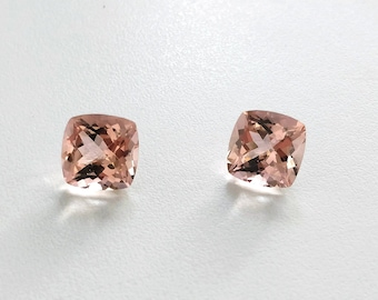 Morganita color melocotón. Gemas naturales: Gemas sueltas de 6 mm con talla cojín o par a juego.