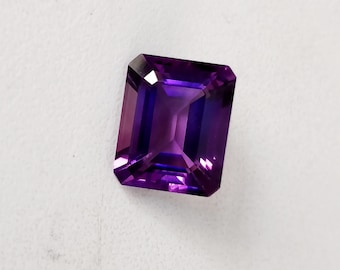 Emerald cut Natural African amethyst loose Gemstones - 9 x 11 mm Octagon shape Flawless loupe Clean - Top quality Amethyst Jewelry Supply