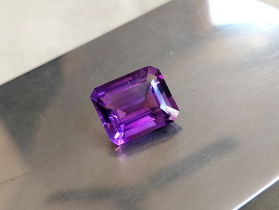 AFRICAN AMETHYST 12 MM CUSHION CUT ALL NATURAL AAA