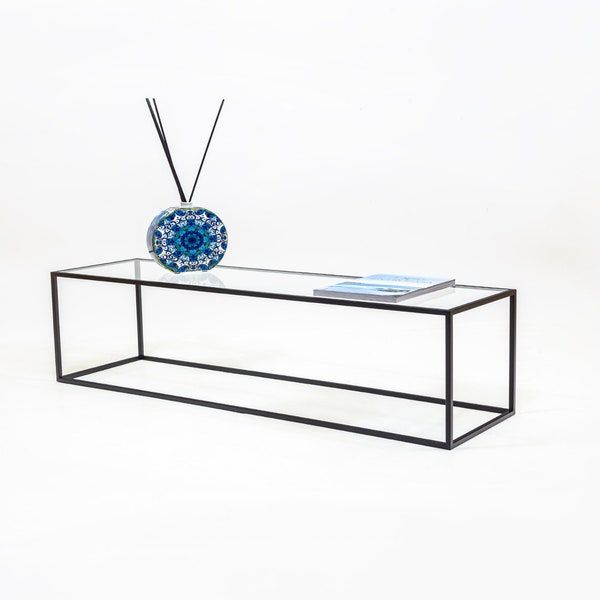 Tables basses avec plateau en verre