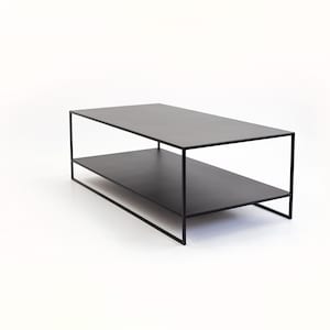 Couchtisch aus Metall im minimalistischen Stil mit Doppelregal, handgefertigt