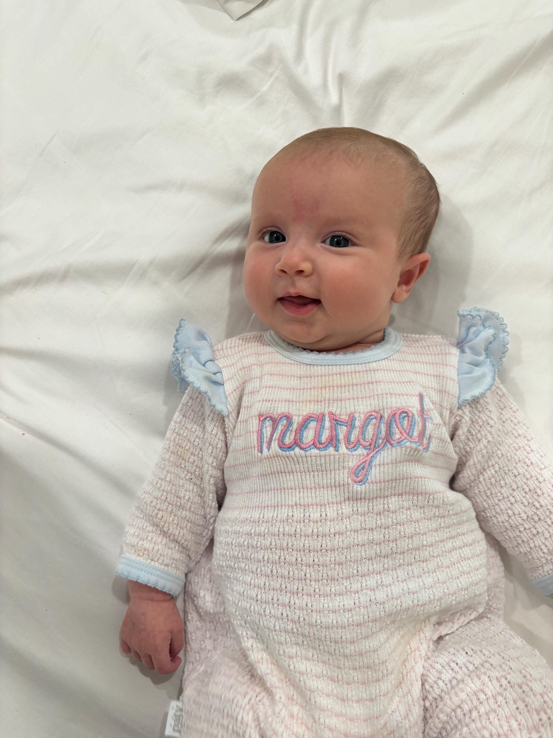 Baby girl Monogram Outfit, Baby girl Coming home outfit, Baby girl monogram pajamas, Baby girl gift, Baby girl outfit, Baby shower gift idea