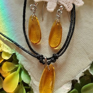 Honey long drop necklace/woodland choker/fairy necklace/cottage core jewelry/fairy jewelry/fall/autumn