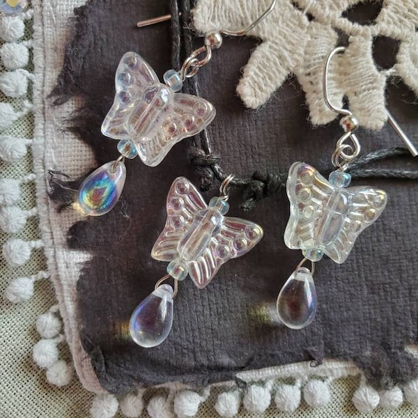 Aura drop butterfly necklace/fairy necklace/cottage core jewelry/fairy core/sailor moon inspired /magical girl jewelry