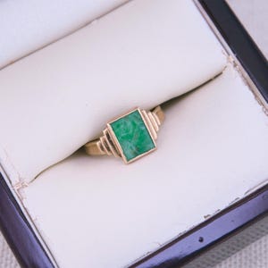 Vintage 9KY Gold Carved Jade Cameo Ring, Size 3 3/4