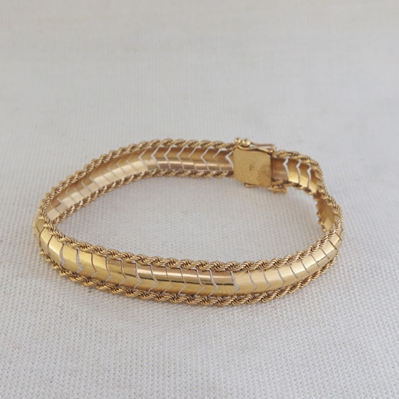 Vintage Articulated Gold Bracelet