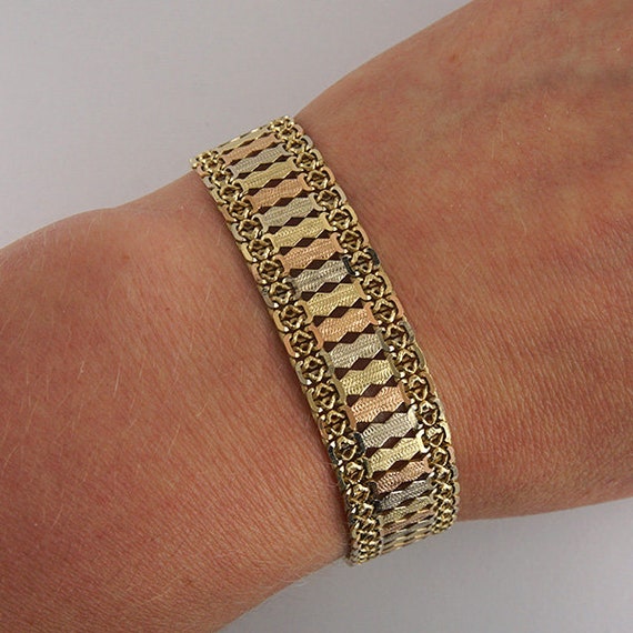 9ct 3 Colour Gold Open Circle Bracelet