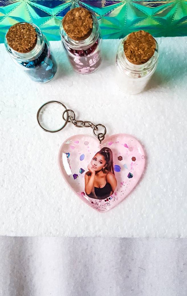 resin pink glitter key ring pendant birthday gift rosa charms Ariana Grande heart keychain merchandise