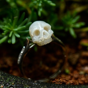 Unique Hand Carved Skull Statement Ring Natural Freshwater Pearl Gothic S925 Sterling Silver Halloween Gift