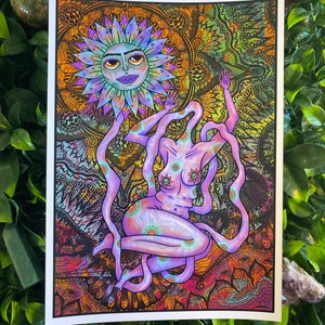D.M.T Dream - Psychedelischer Art Print A4, A6 (Postkarte) Digital Art, nackte langhalsige Dame, Trippy Mandala-Hintergrund, psychedelischer Druck