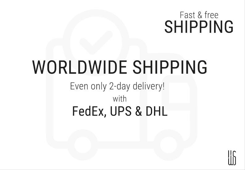 K&ouml;nnte beinhalten: Wei&szlig;es Grafikdesign mit den Worten "Fast & free SHIPPING" und "WORLDWIDE SHIPPING" in fetter, schwarzer Schrift. Das Bild enth&auml;lt einen stilisierten LKW und ein H&auml;kchen-Symbol, mit dem Text "Even only 2-day delivery!" und den Logos FedEx, UPS & DHL.