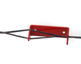 Bowstring Separator