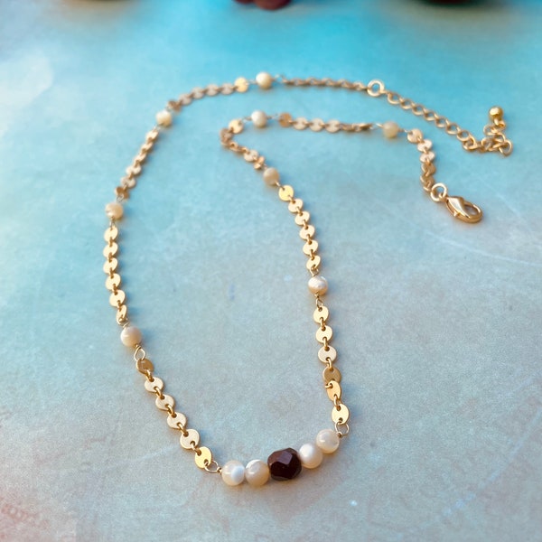 Mother of pearl necklace, beaded necklace, Boho necklace, Caramel Mother of pearl, Gold chain.