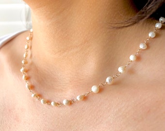 Delicado collar de perlas de agua dulce: gargantilla de cuentas bañada en oro de 14 k