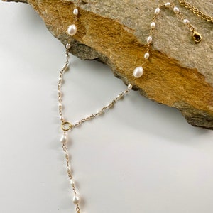 Freshwater pearl and gold necklace, beaded pearl necklace, Choker necklace, wedding necklace, bridal necklace, Lariat necklace.