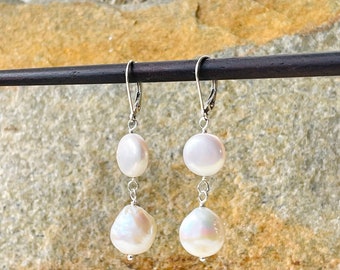 Pendientes colgantes de perla con forma de moneda: plata de ley, perla de agua dulce, joyería para dama de honor
