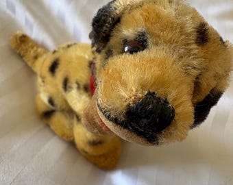 ヴィンテージのぬいぐるみ子犬：1960年代の藁詰めおもちゃ - Etsy 日本