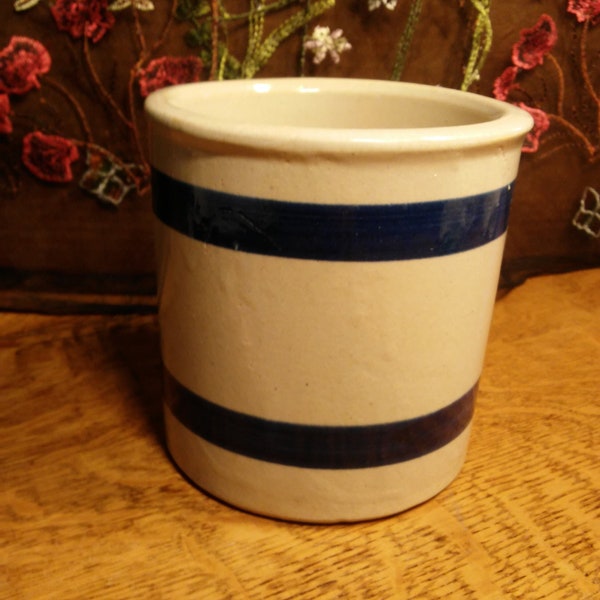 Robinson Ransbottom Pottery Co. Crock with Double Bands of Blue, Made in Roseville, Ohio, U.S.A. #303-E