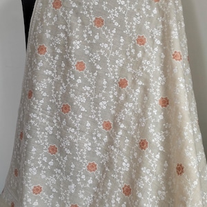 Ivory Pashmina Shawl: Hand-Embroidered Kashmir Wool Sozni Jamawar