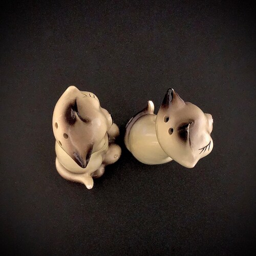 Vintage Siamese Cat Salt and shops pepper shakers cats kitten kittens MCM midcentury