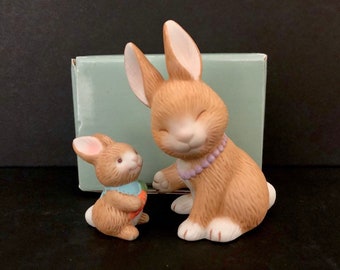 Vintage Mothers Day Mint in Box Avon Bunny Figurines A Mothers Love