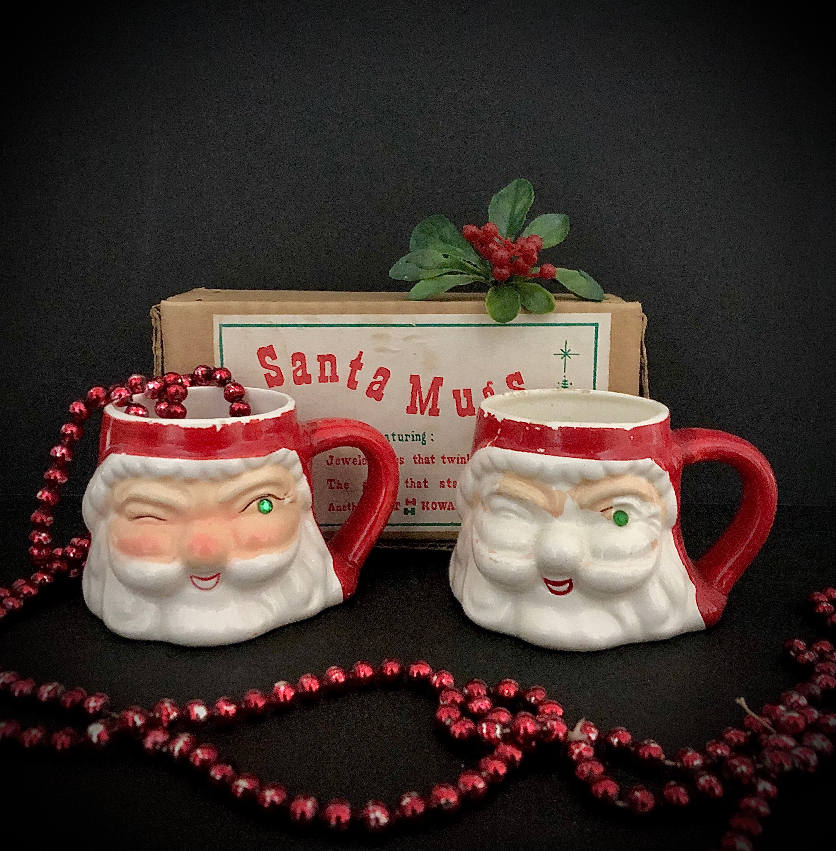 Winking Santa Mugs (Set of 4)