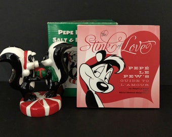 Vintage Valentine naughtiness skunk salt and pepper shakers with book The Stink of Love Valentine’s Day gift naughty