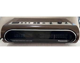 VTG Panasonic RC6410 Plastic Brown Wood Grain Clock Radio 2 Alarms Working