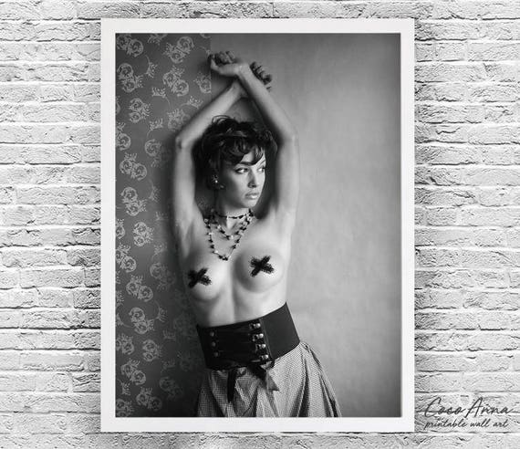 Erotic Photography Beautiful Naked Woman Erotic Poster Black & White Photo  Sexy Pin Up Vintage Photo Mature Art Fetish Photo Erotic Wall Art