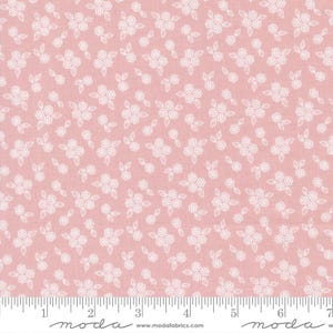 May include: A black and white ceramic mug with a paw print design. The mug has a curved handle and a glossy finish. The paw print is centered on the mug and is surrounded by a white background.