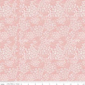 A Walk on the Prairie Yardage Floral Coral, Melissa Gilbert Modern Prairie, venduto in incrementi di 1/2 yard, Riley Blake Designs C15235
